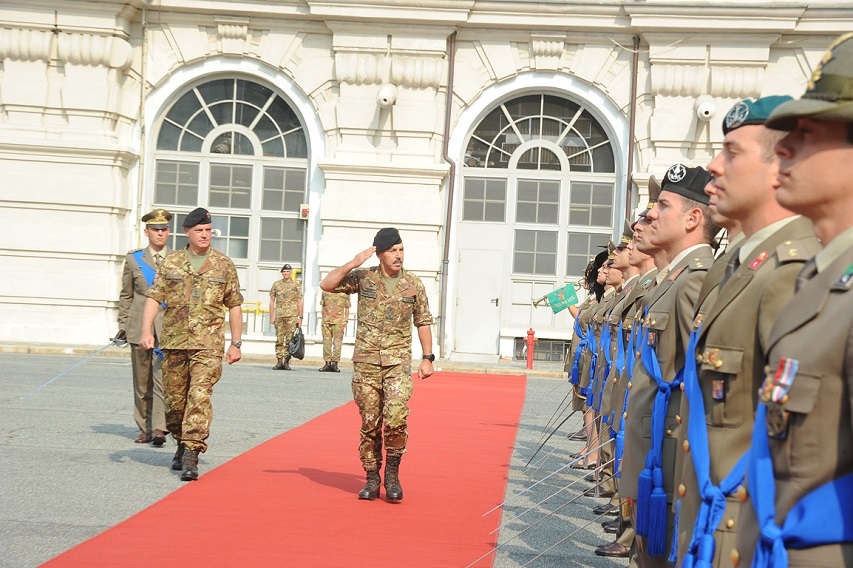 Esercito: il Capo di SME incontra i prossimi Comandanti di Compagnia Esercito: il Capo di SME incontra i prossimi Comandanti di Compagnia