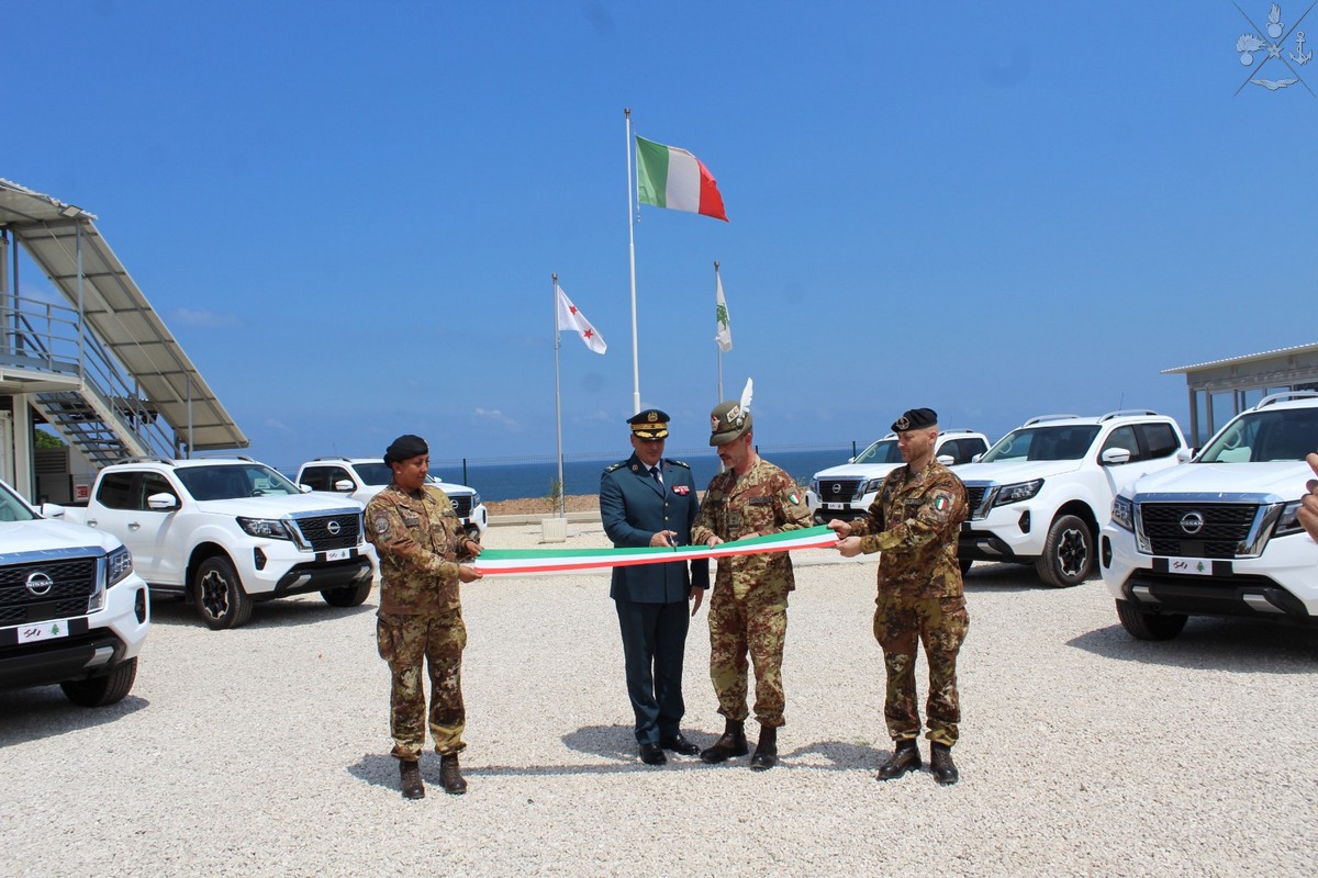Libano: l’Italia consegna sei veicoli alle Forze Armante Libanesi 
