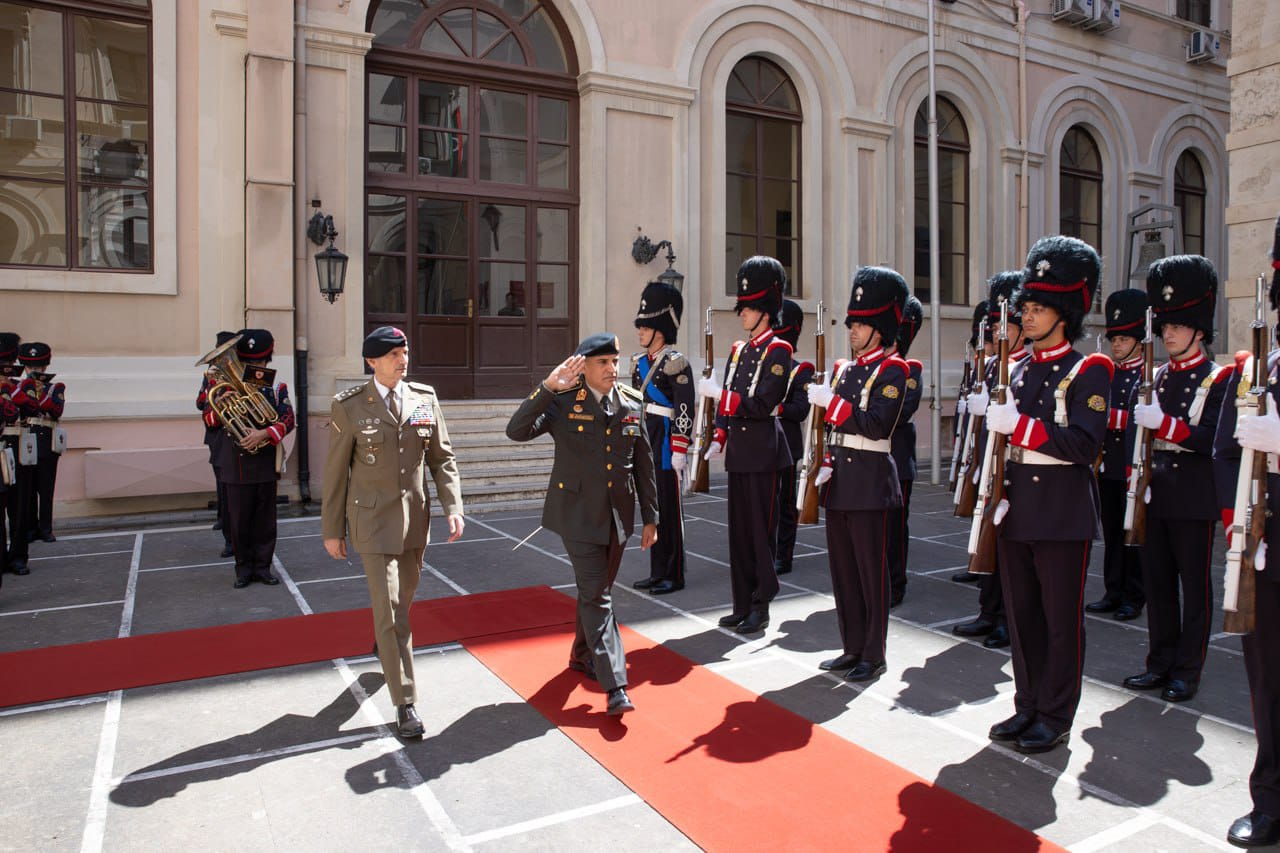 Il Generale Luciano Portolano riceve in visita il Generale Salah Al-Namroush