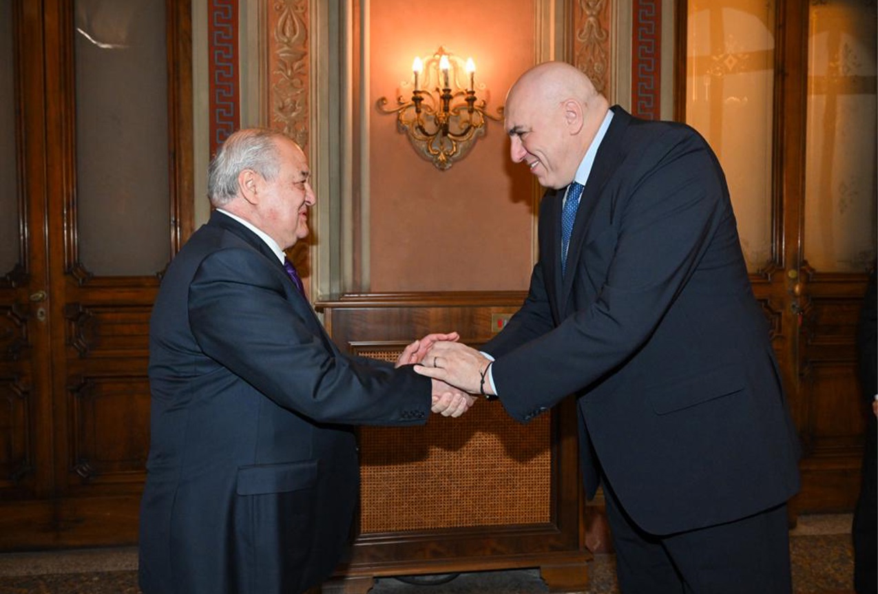 Il Ministro Crosetto incontra il Rappresentante Speciale per gli Affari di Politica Estera del Presidente della Repubblica dell’Uzbekistan Il Ministro Crosetto incontra il Rappresentante Speciale per gli Affari di Politica Estera del Presidente della Repubblica dell’Uzbekistan