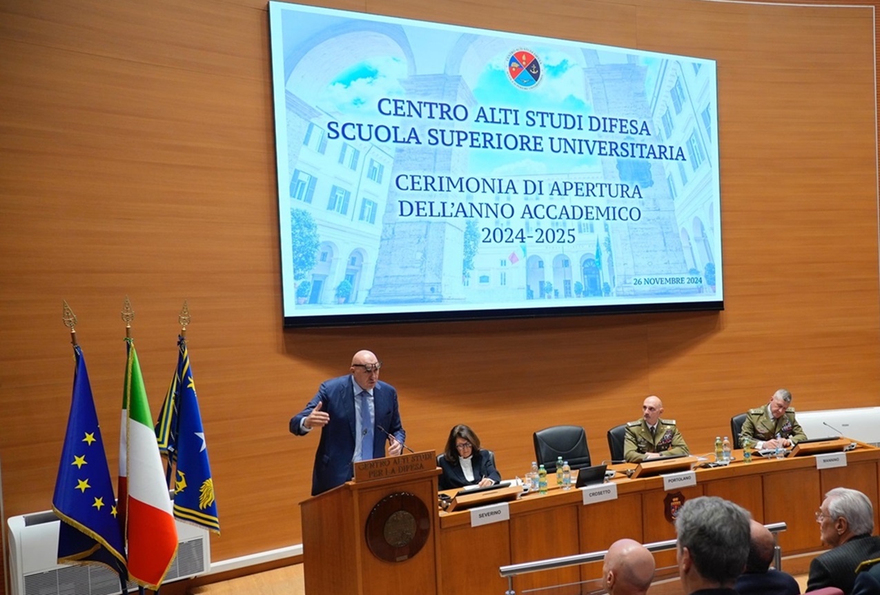 Cerimonia di Apertura dell’Anno Accademico del Centro Alti Studi Difesa e Scuola Superiore Universitaria Cerimonia di Apertura dell’Anno Accademico del Centro Alti Studi Difesa e Scuola Superiore Universitaria