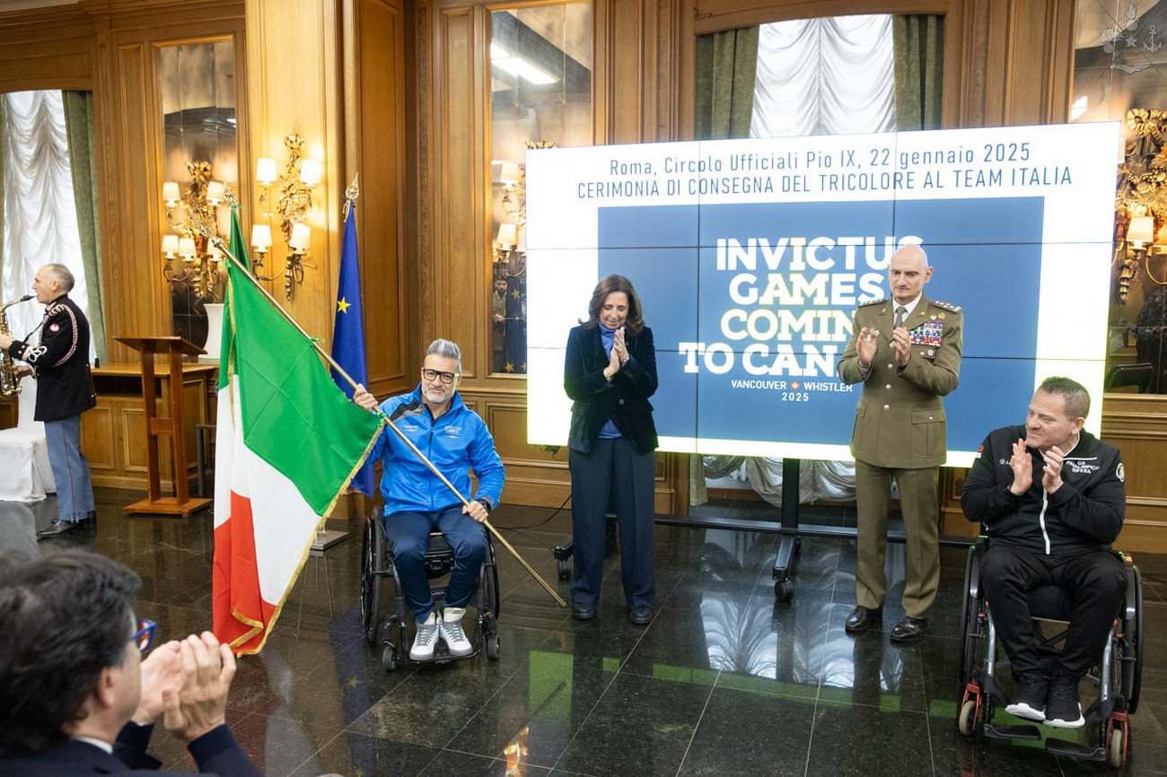 Difesa: presentazione del “Team Italia” e cerimonia di consegna del Tricolore in occasione degli “Invictus Games 2025” Difesa: presentazione del “Team Italia” e cerimonia di consegna del Tricolore in occasione degli “Invictus Games 2025”