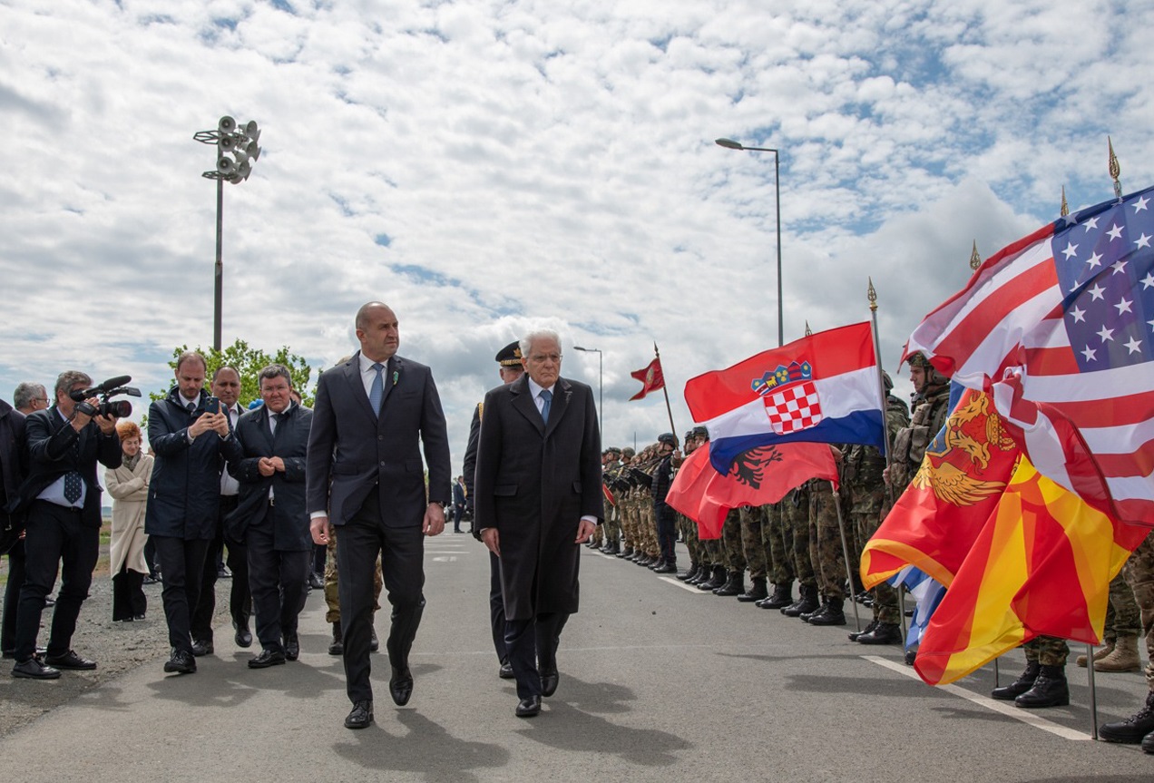 Bulgaria: visita del Presidente della Repubblica al Contingente italiano