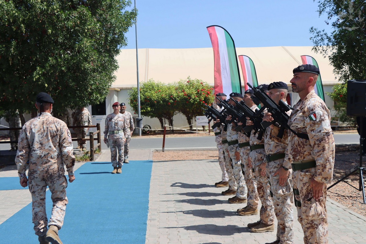 Gibuti: cambio al vertice della Base Militare Italiana di Supporto Gibuti: cambio al vertice della Base Militare Italiana di Supporto