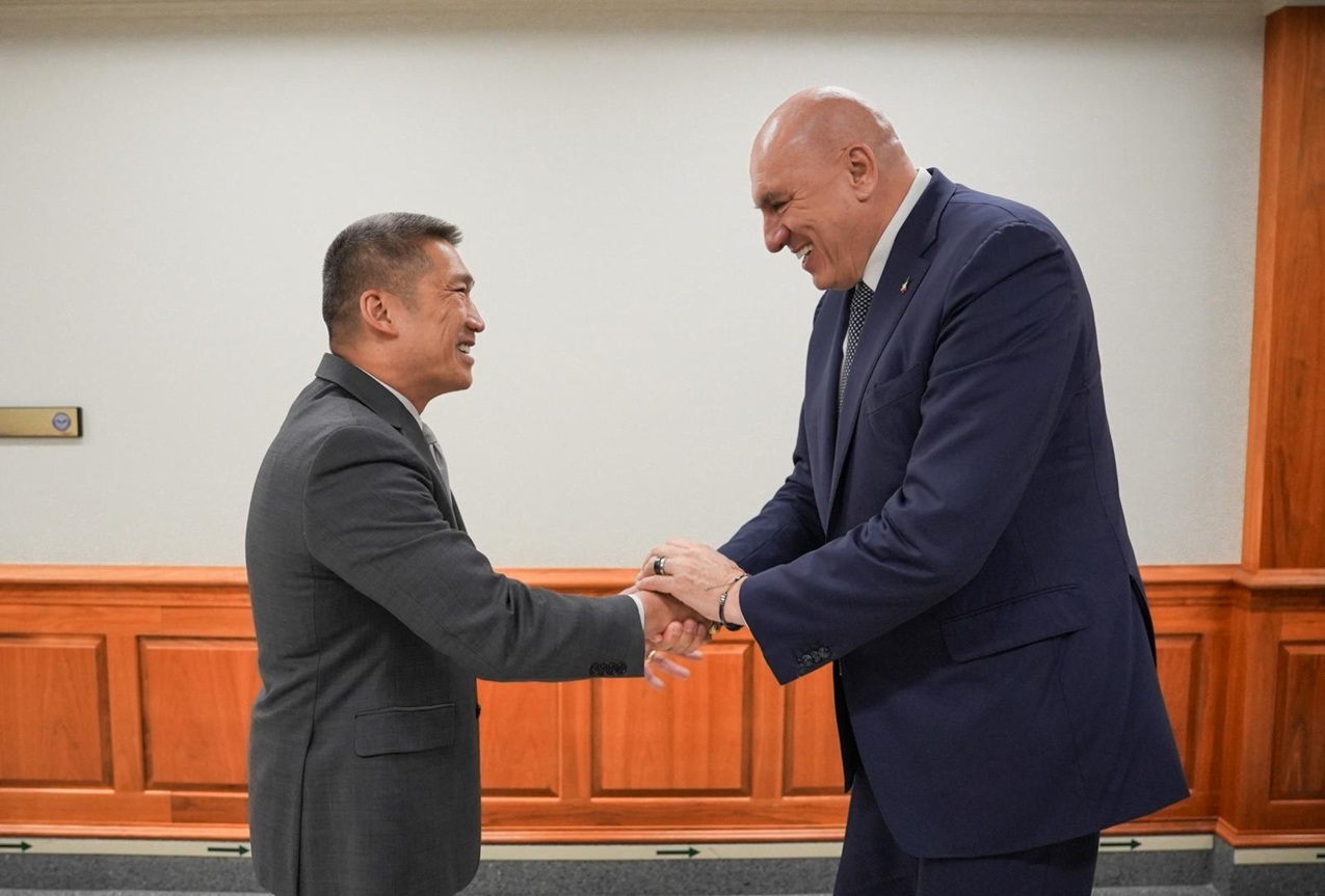 Il Ministro Crosetto incontra Pete Hegseth e Hung Cao