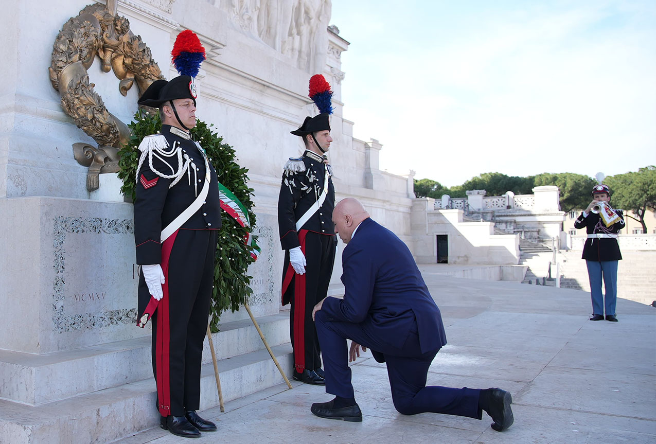 DIFESA: celebrato il 101° anniversario della costituzione del Gruppo Medaglie d'Oro al Valor Militare d’Italia