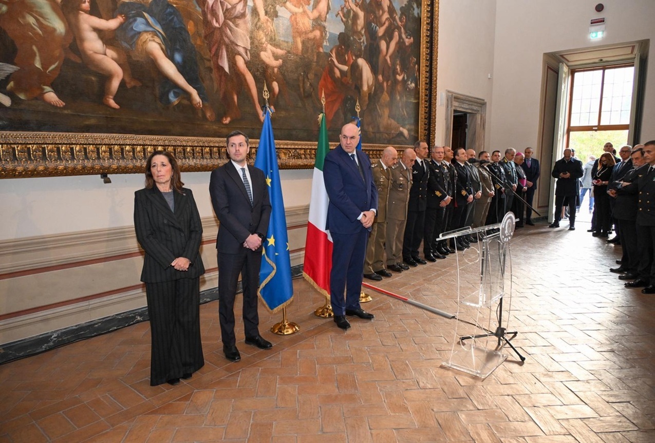 Scambio di auguri per le festività natalizie