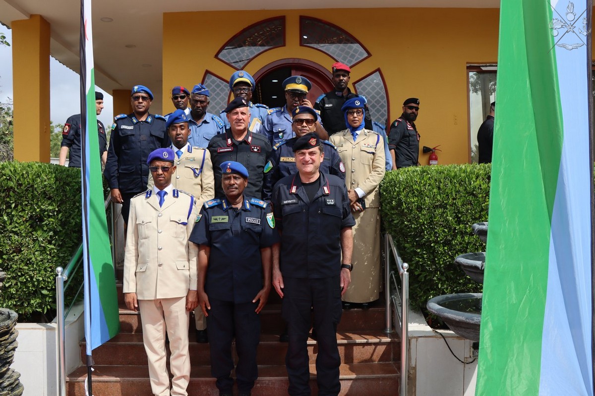 “MIADIT Somalia 22”: visita a Gibuti del Generale Mennitti “MIADIT Somalia 22”: visita a Gibuti del Generale Mennitti