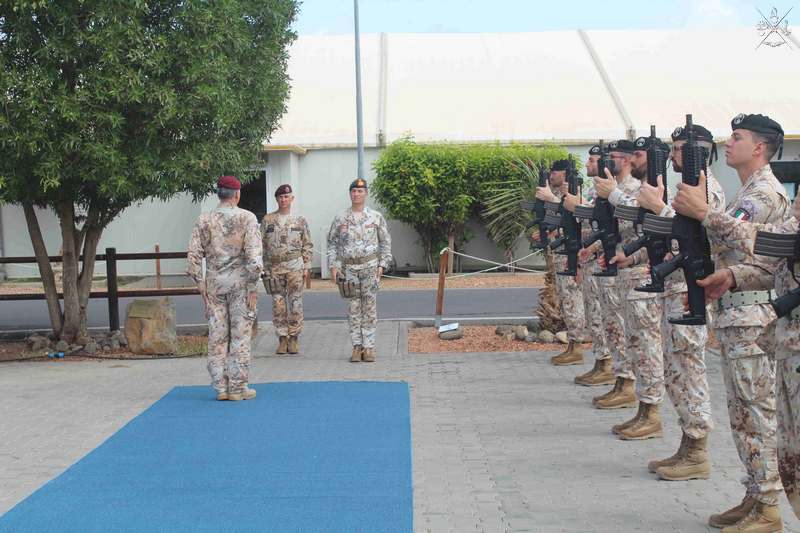 Ingresso dei comandanti sul luogo della cerimonia