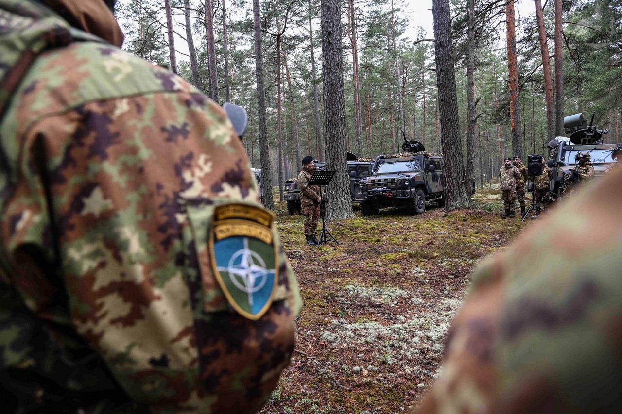 Lettonia: visita del Comandante del JFC Brunssum a Camp Adazi