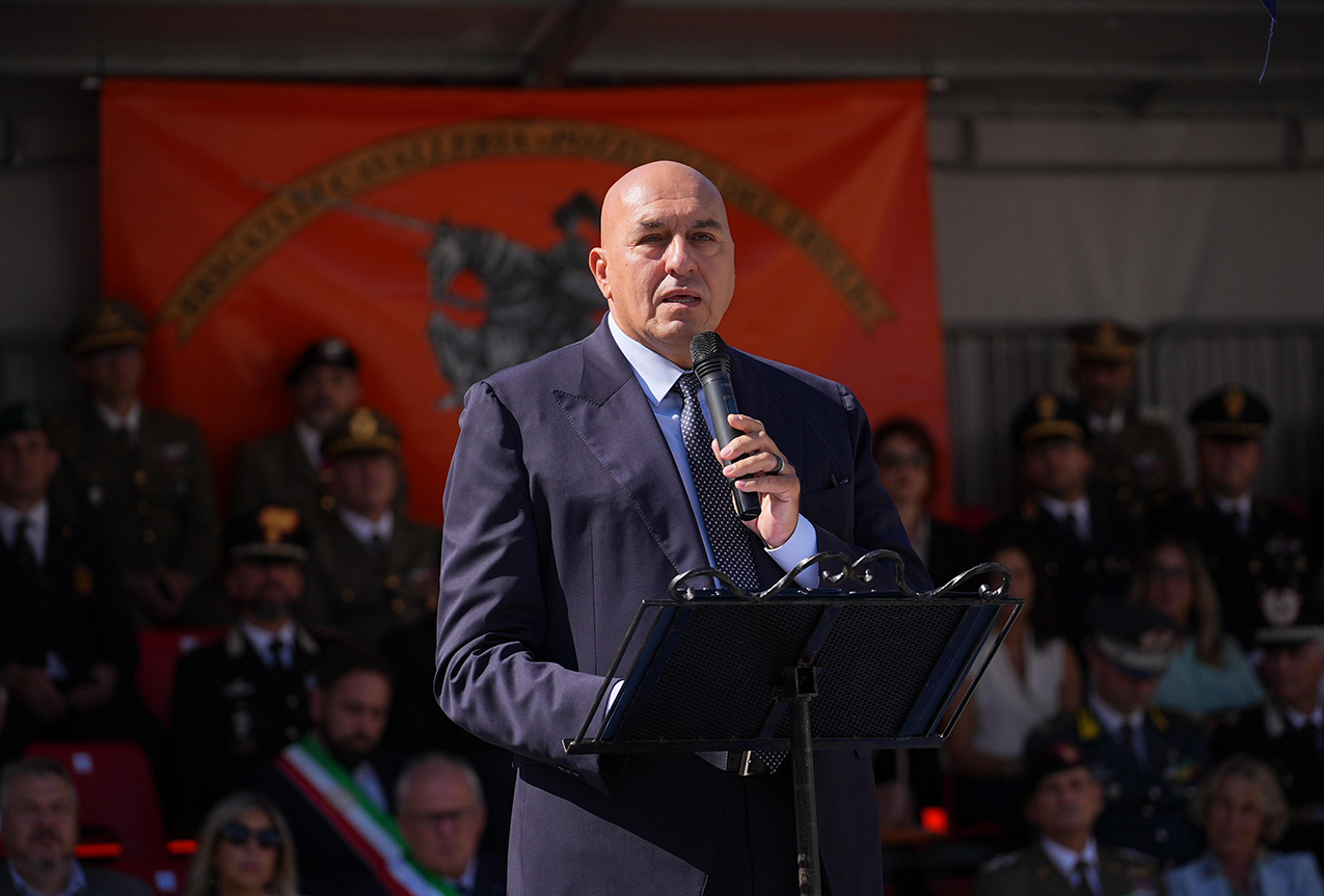 Il Ministro Crosetto alla cerimonia di rientro della Brigata di Cavalleria “Pozzuolo del Friuli”
