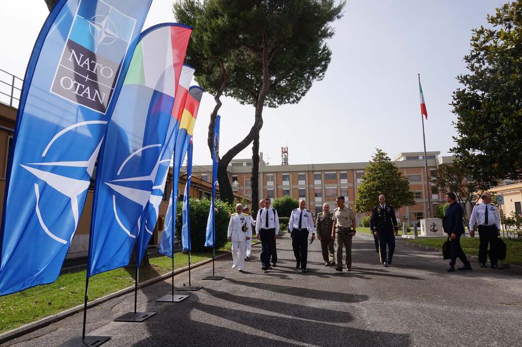 Il Gen. Philippe Lavigne Comandante del SACT visita NATO MS COE
