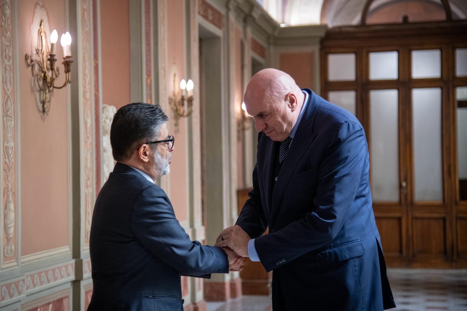 Minister Crosetto met with the Ambassador of the Kingdom of Bahrain, Ausamah Abdulla Alabsi