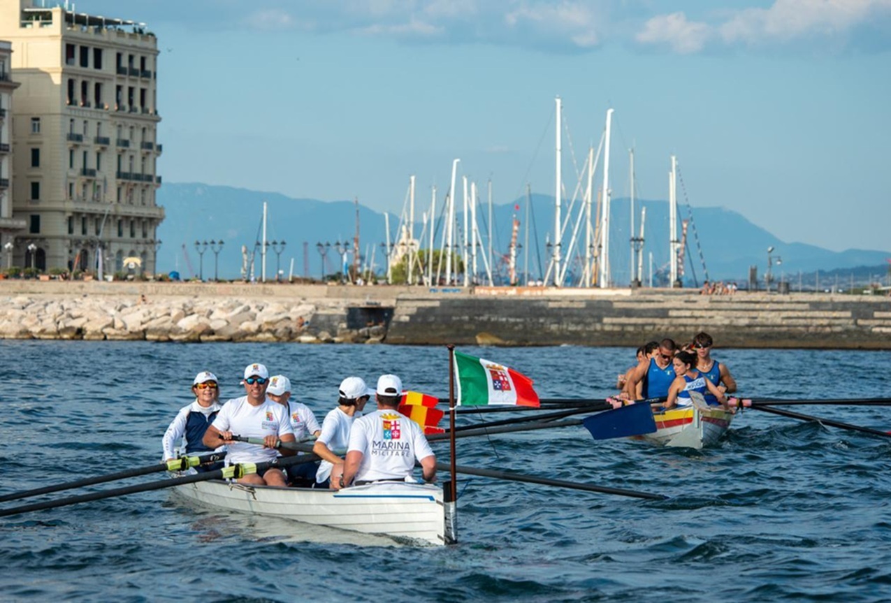 Il Sottosegretario Rauti a Napoli con gli atleti del Gruppo Sportivo Paralimpico della Difesa