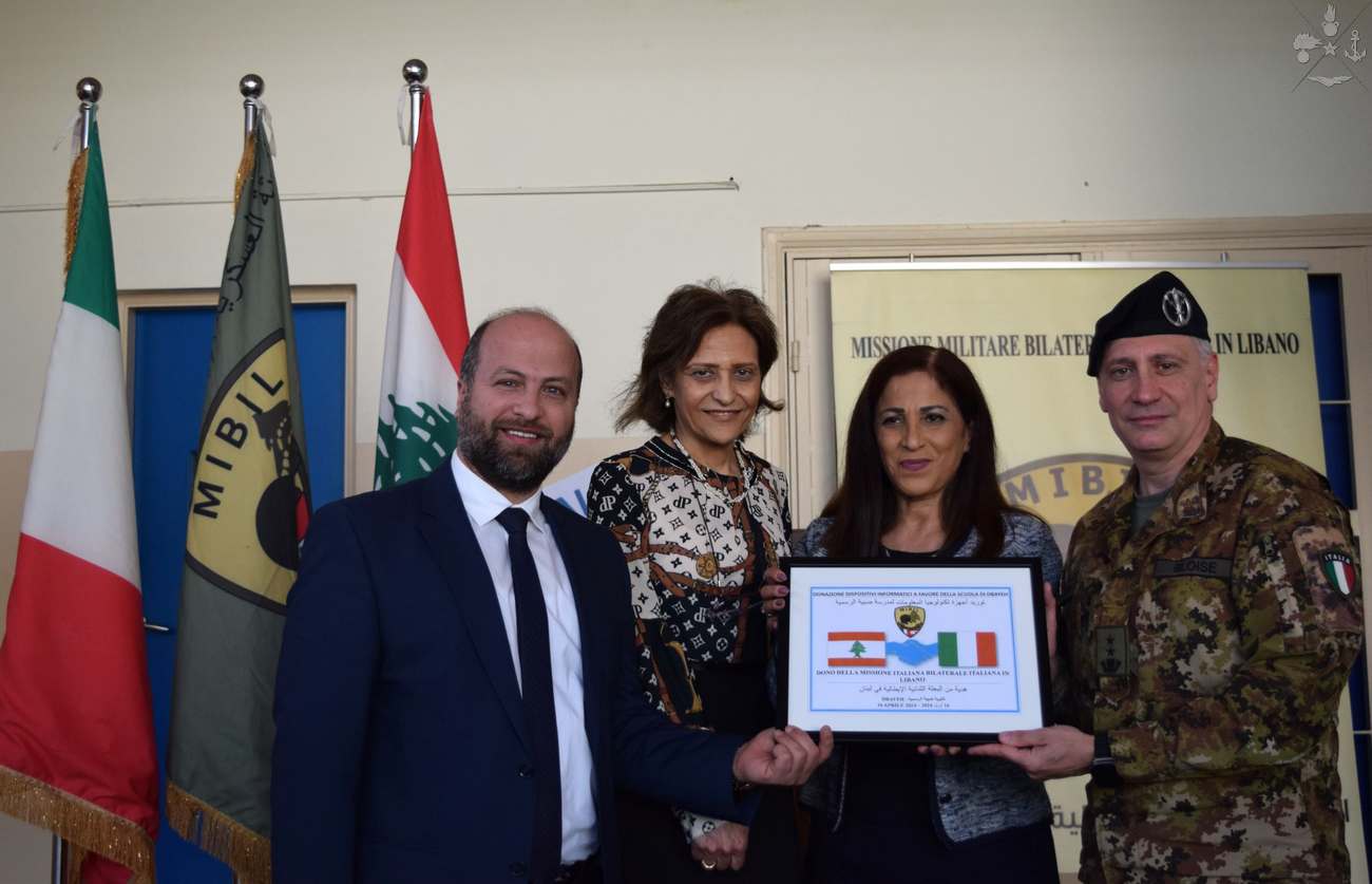 MIBIL CIMIC: contingente italiano dona dispositivi didattici a scuole pubbliche a Beirut