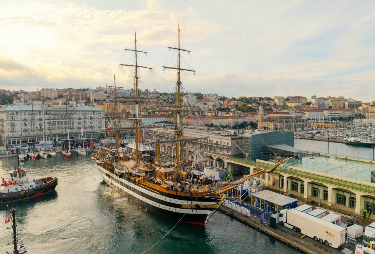 Nave Vespucci, 95 anni di successi: anche questo è la Difesa