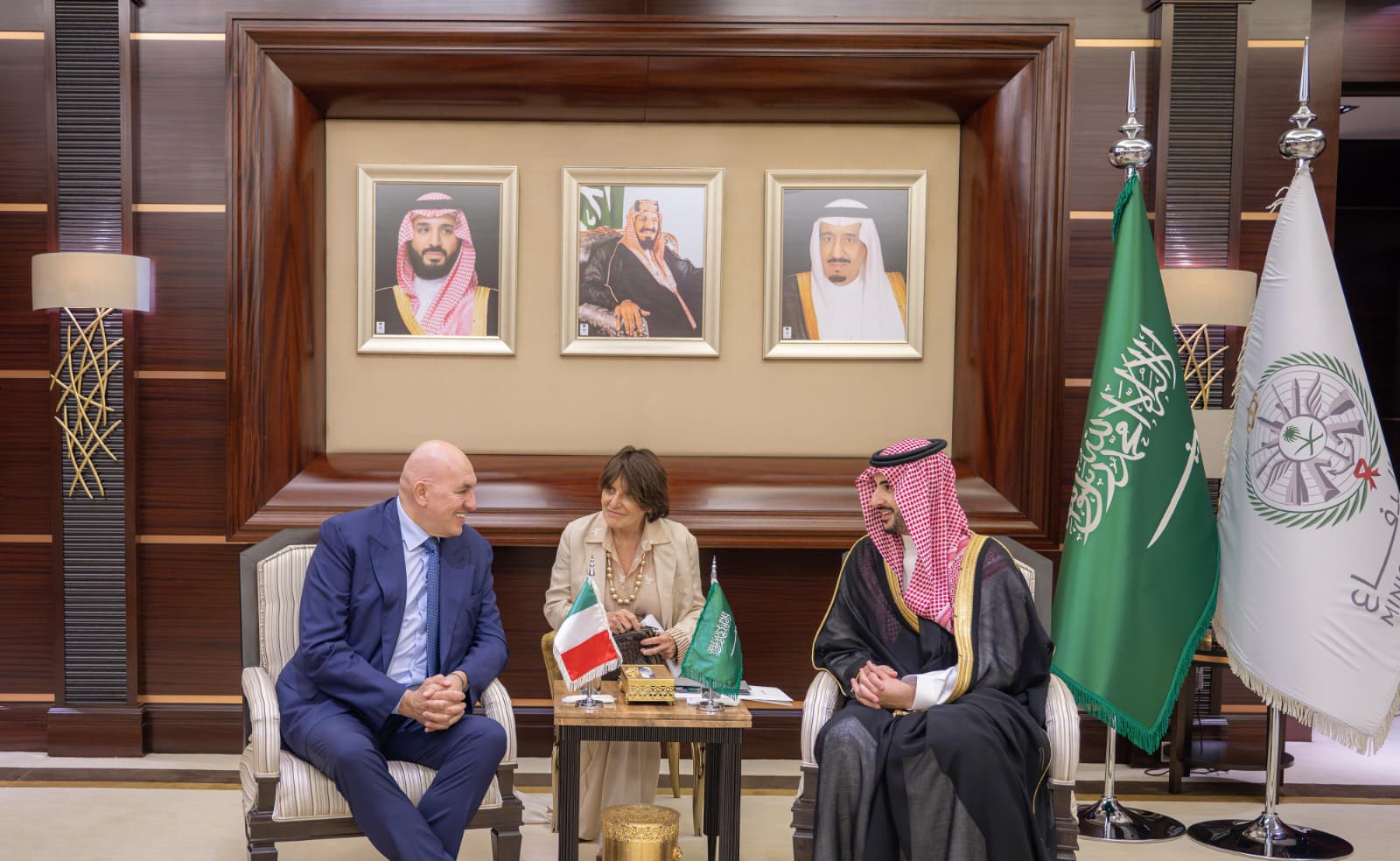 Visita ufficiale del Ministro Crosetto in Arabia Saudita