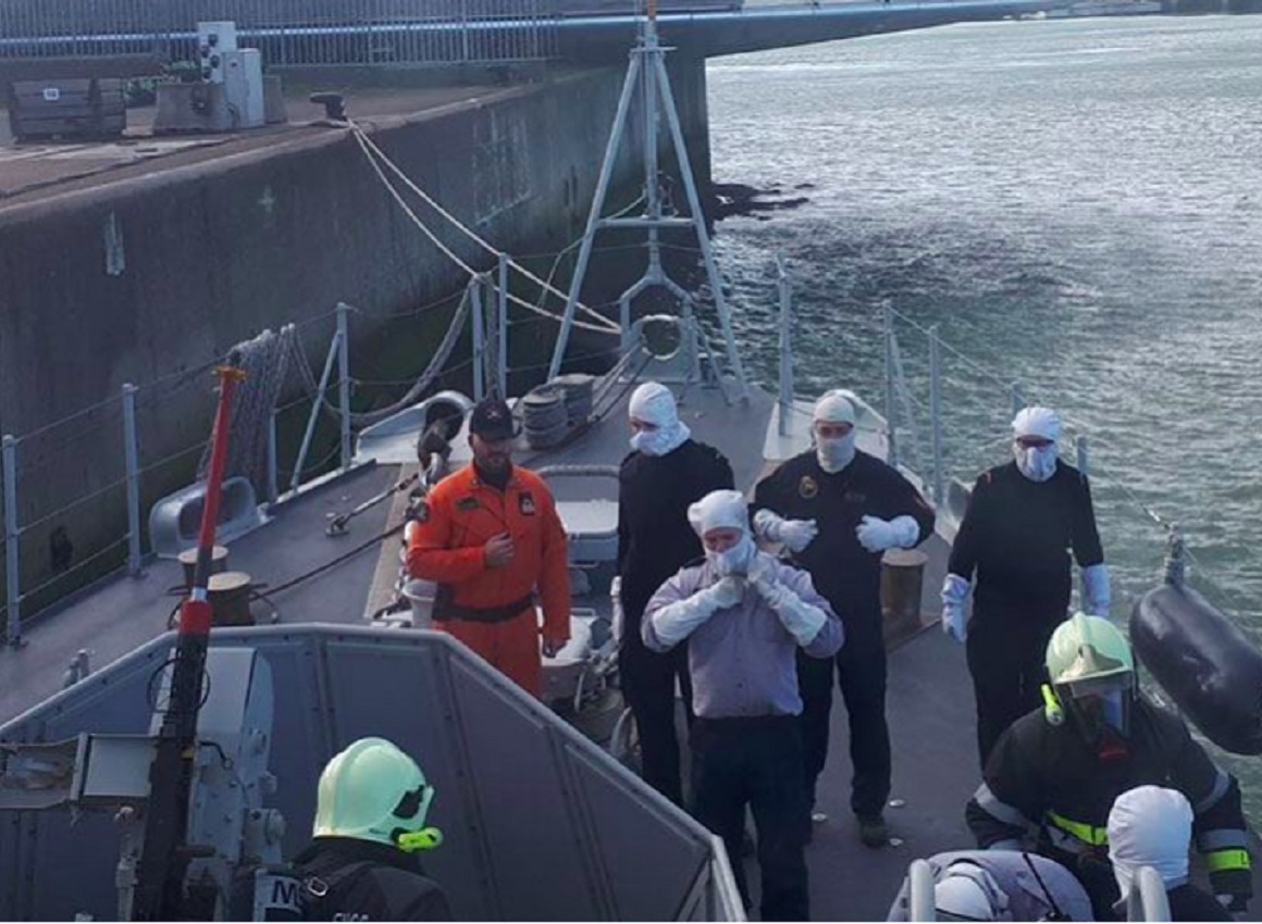 Istruttori della Marina Militare addestrano il cacciamine belga Crocus Istruttori della Marina Militare addestrano il cacciamine belga Crocus