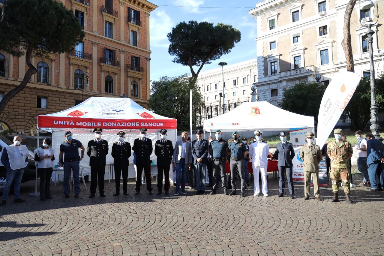 Le Forze Armate per la Giornata Mondiale del Donatore di Sangue Le Forze Armate per la Giornata Mondiale del Donatore di Sangue