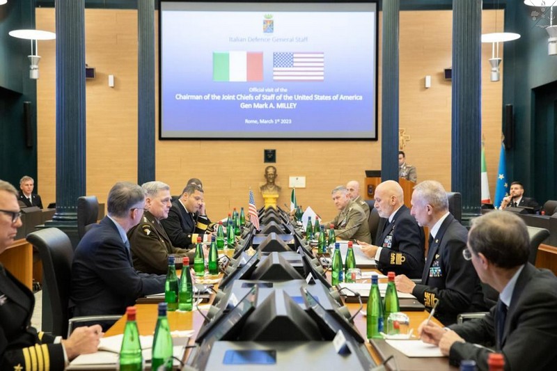 Incontro tra il Capo di SMD Ammiraglio Cavo Dragone e il suo omologo USA Generale Mark A. Milley