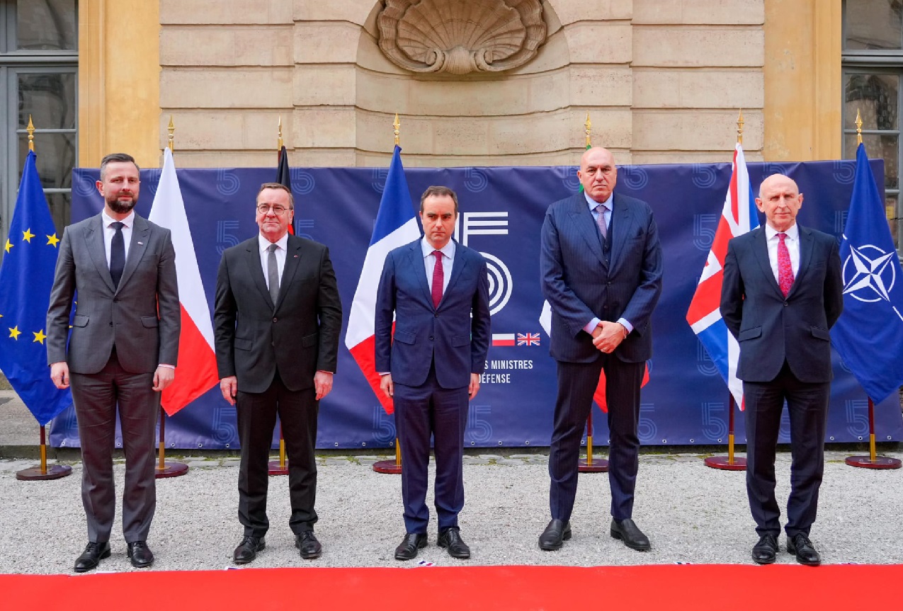 Minister Crosetto in Paris for the Ministerial Meeting with France, Germany, Poland and the United Kingdom Minister Crosetto in Paris for the Ministerial Meeting with France, Germany, Poland and the United Kingdom