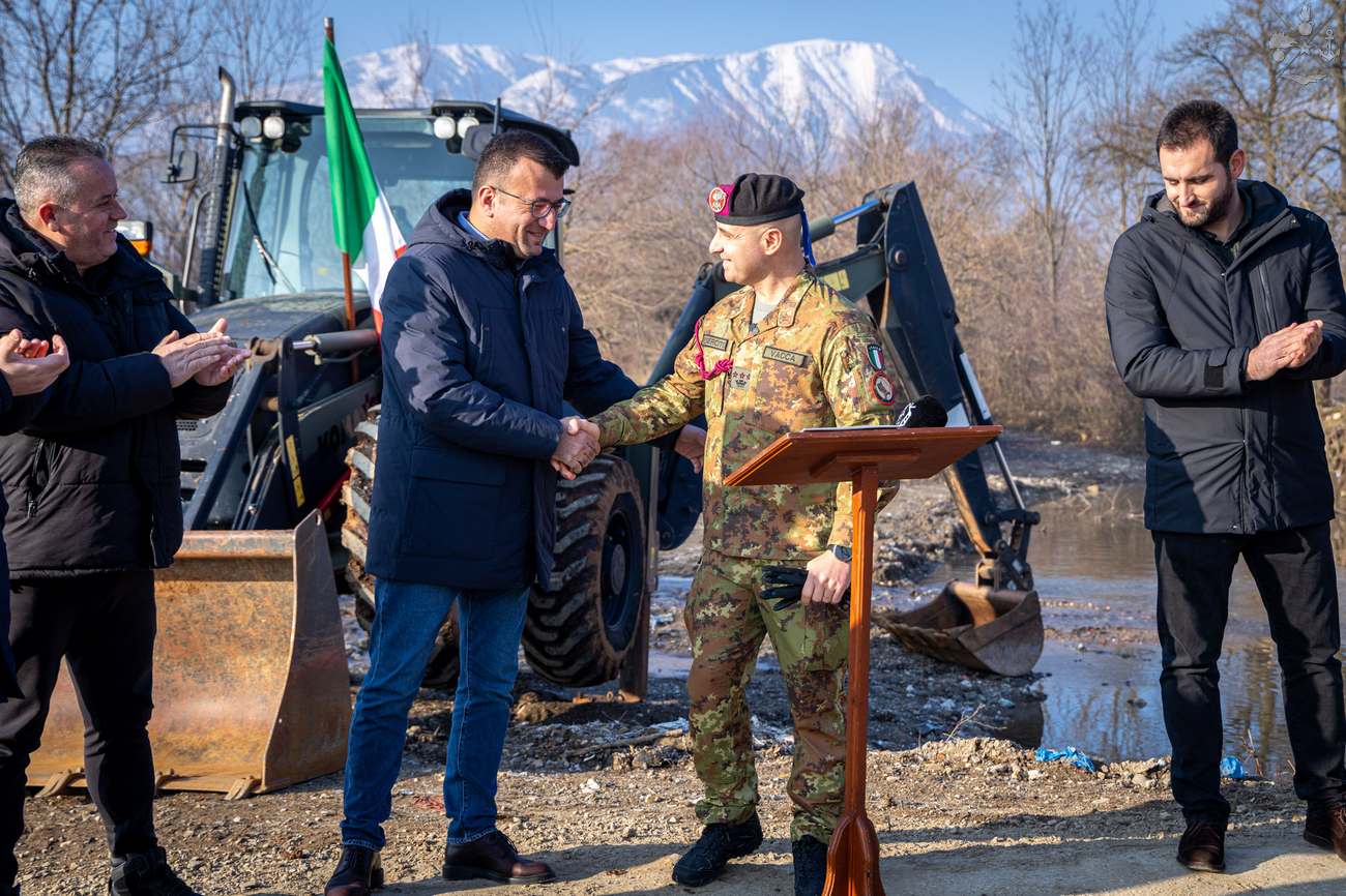 Missione Kosovo, lavori di ripristino della viabilità