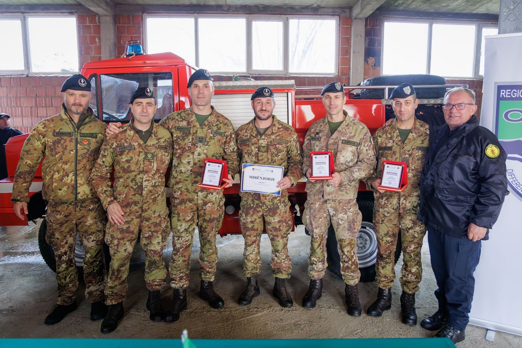 KFOR: contingente italiano supporta vigili del fuoco locali