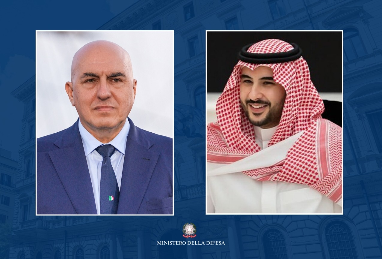 Entretien téléphonique entre le Ministre Crosetto et le Ministre de la Défense d'Arabie Saoudite