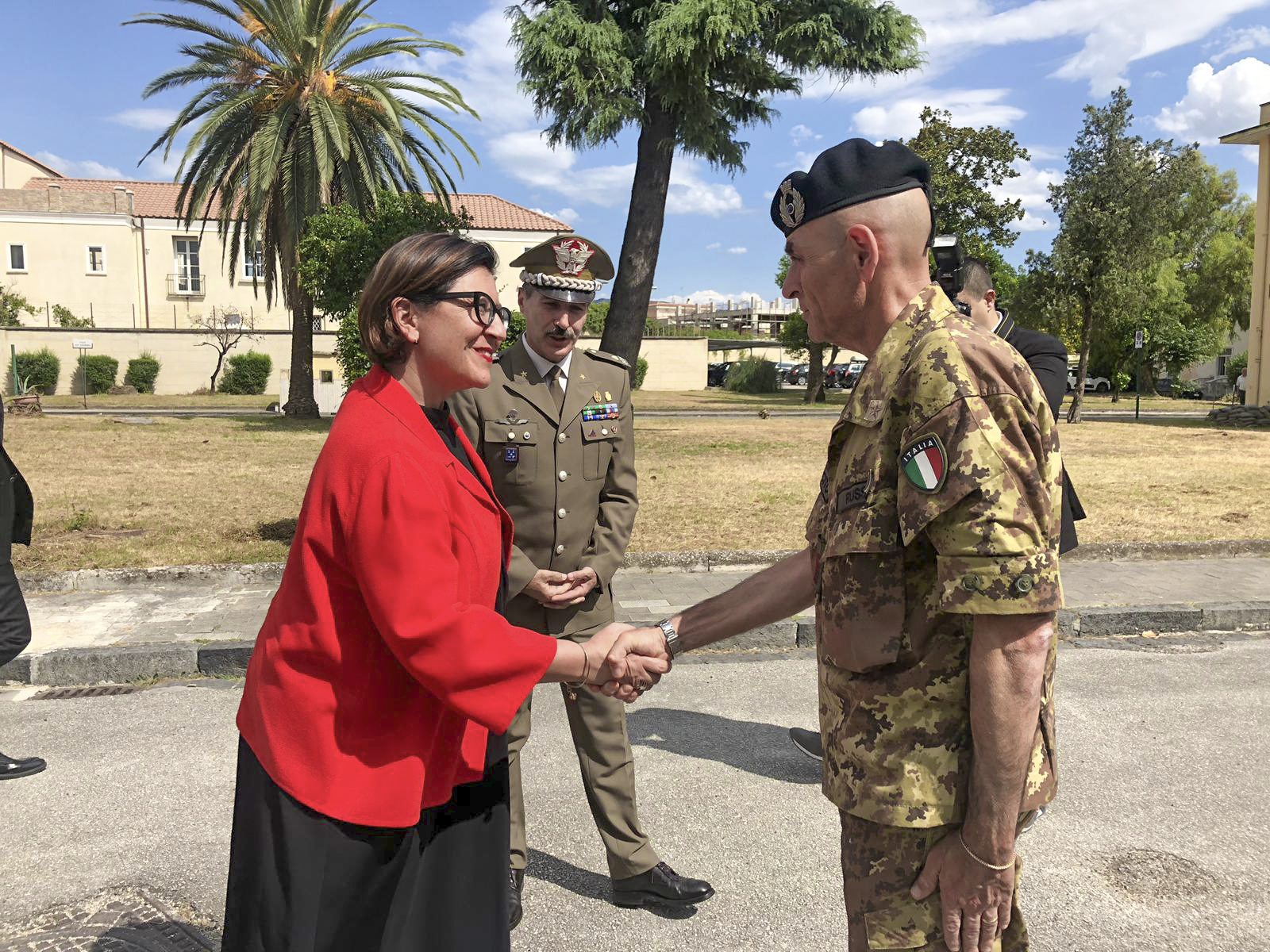 Il Ministro Trenta visita la Scuola di Commissariato dell’Esercito Il Ministro Trenta visita la Scuola di Commissariato dell’Esercito