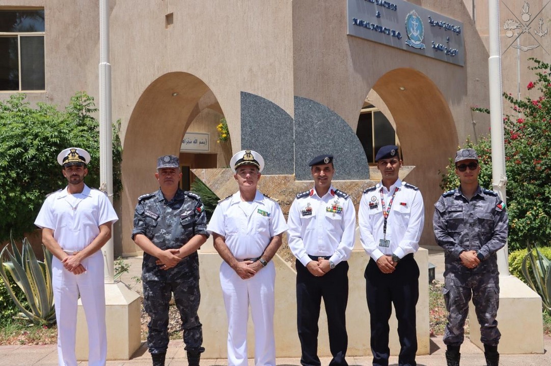 Il Comandante della Combined Task Force 153 visita il Comando della Royal Jordian Navy
