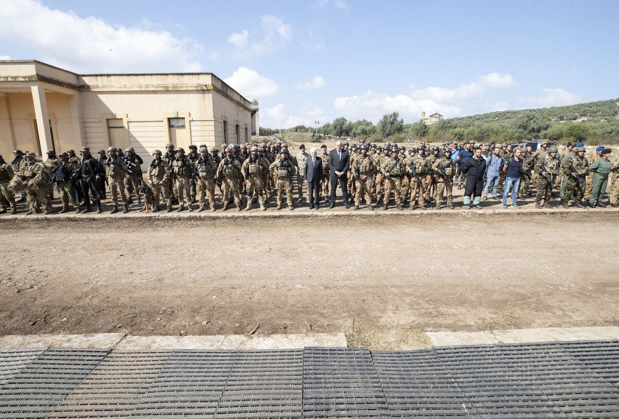 Il Presidente della Repubblica e il Ministro della Difesa all' esercitazione dell' Esercito 