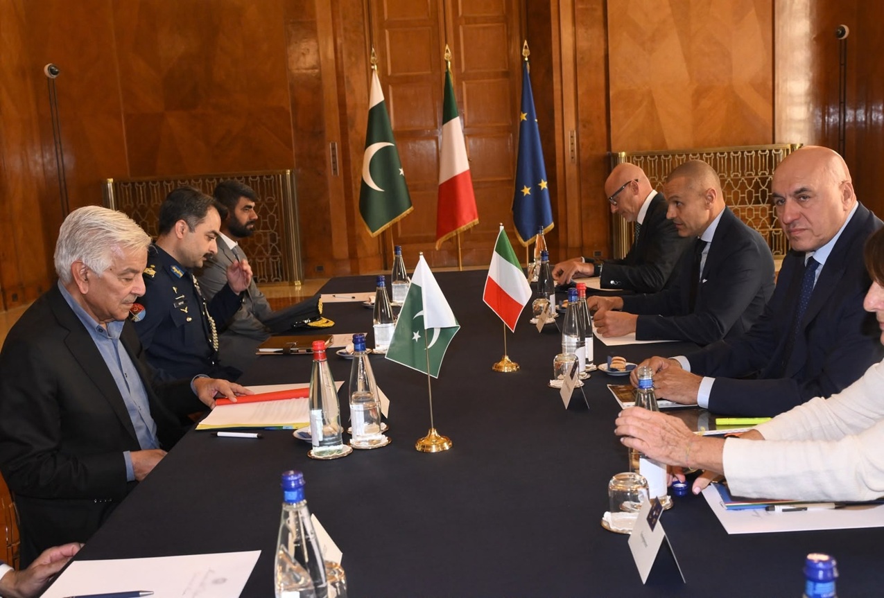 Il Ministro Crosetto incontra il suo omologo del Pakistan Khawaja Muhammad Asif