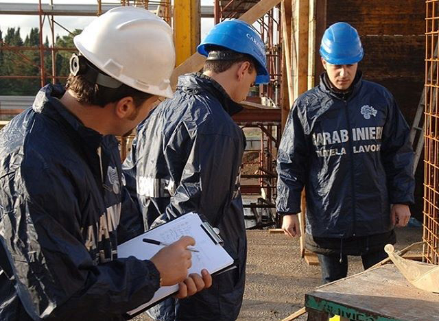 Carabinieri: l’impegno dell’Arma volto alla tutela del lavoro Carabinieri: l’impegno dell’Arma volto alla tutela del lavoro