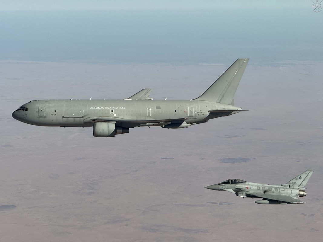 Kuwait: Aeronautica Militare e Forza aerea irachena in addestramento congiunto Kuwait: Aeronautica Militare e Forza aerea irachena in addestramento congiunto