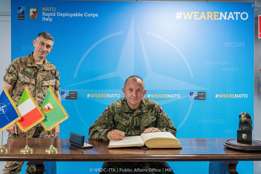 Visita di EUROCORPS Commander