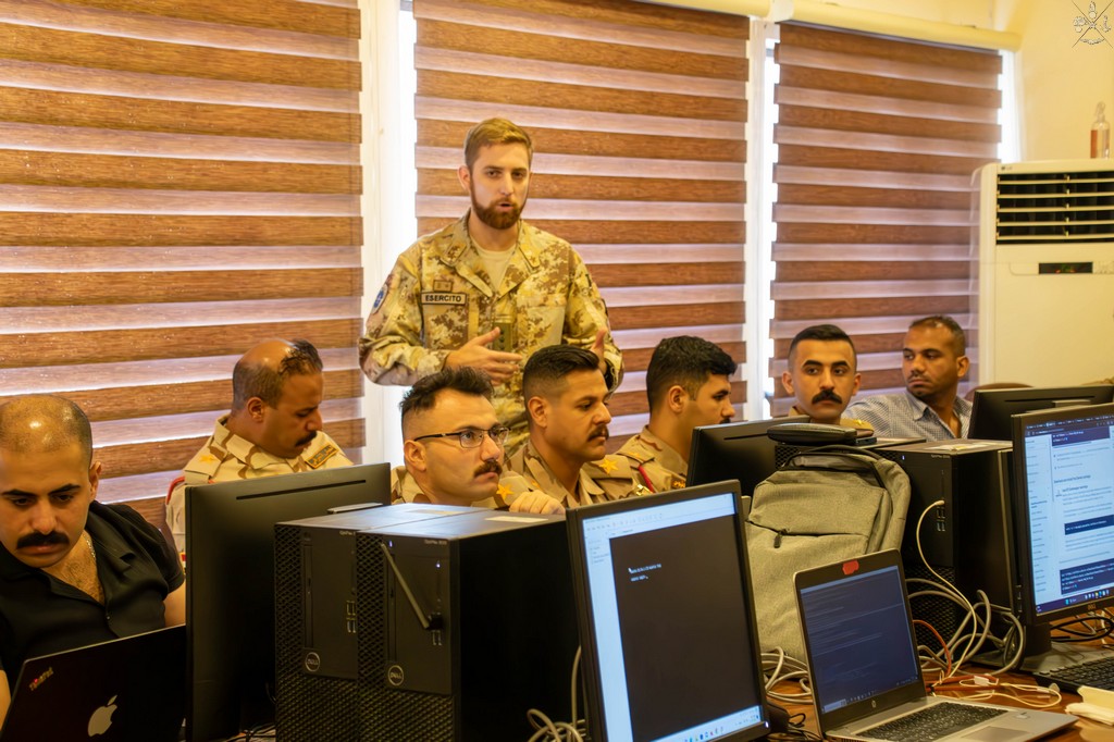 Iraq: l'Esercito Italiano addestra alla cybersecurity le forze di sicurezza locali