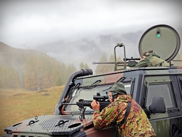 Esercito: addestramento per gli Alpini delle squadre tiratori scelti Esercito: addestramento per gli Alpini delle squadre tiratori scelti