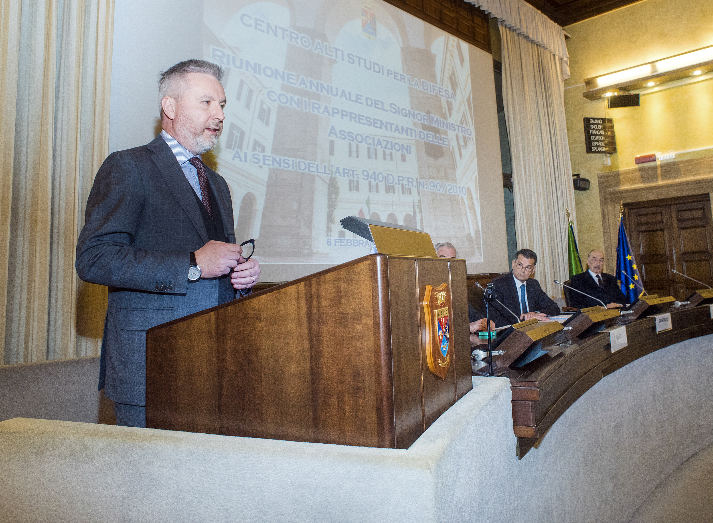 Riunione annuale con i rappresentanti delle Associazioni combattentistiche d’arma e di categoria Riunione annuale con i rappresentanti delle Associazioni combattentistiche d’arma e di categoria