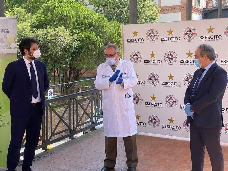 Sottosegretari Tofalo e Calvisi al Policlinico Celio, polo riferimento Covid-19 Sottosegretari Tofalo e Calvisi al Policlinico Celio, polo riferimento Covid-19
