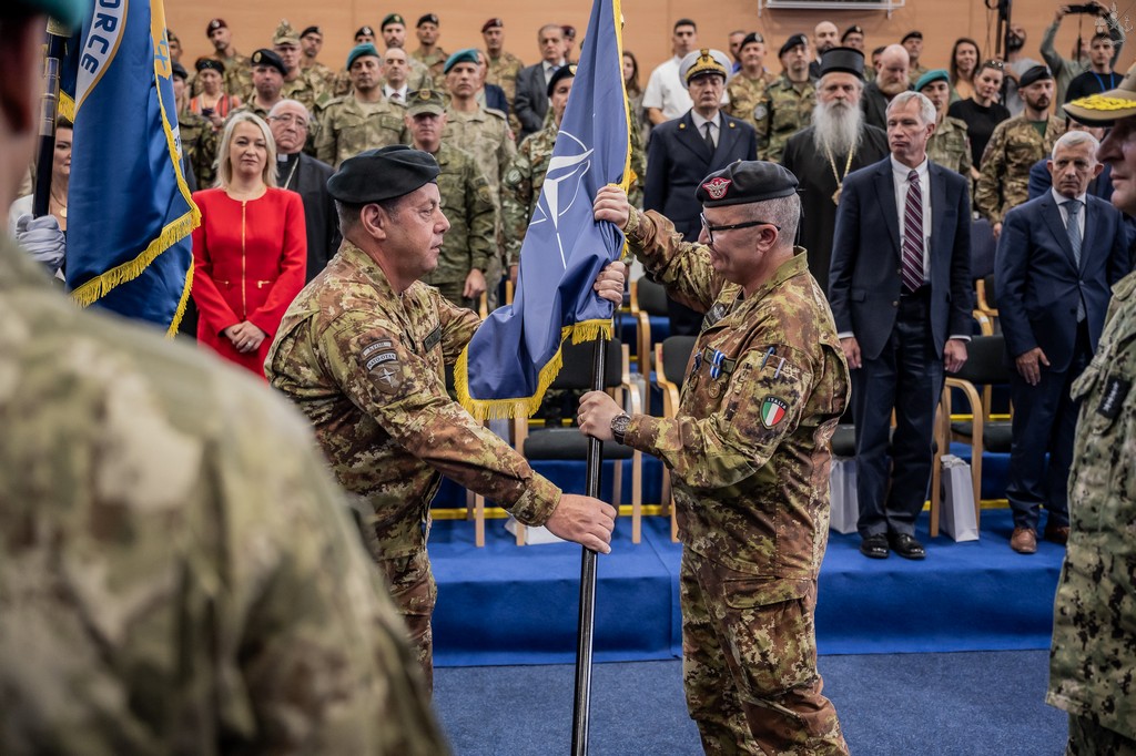 Kfor: il Generale Ristuccia cede il comando della missione NATO in Kosovo