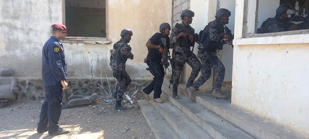 “MIADIT Somalia”, i Carabinieri del GIS addestrano le forze speciali della polizia nazionale di Gibuti