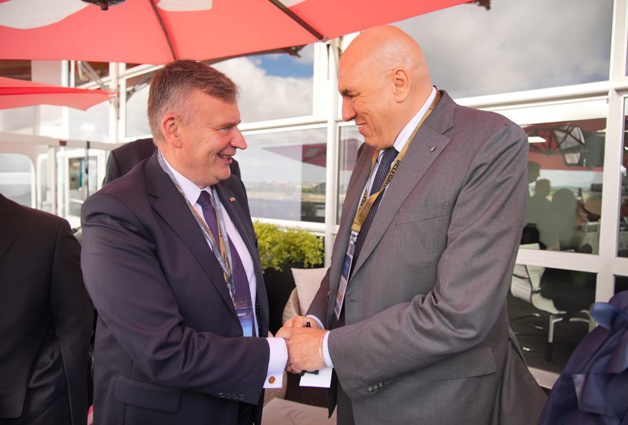 Minister Crosetto on official visit to London