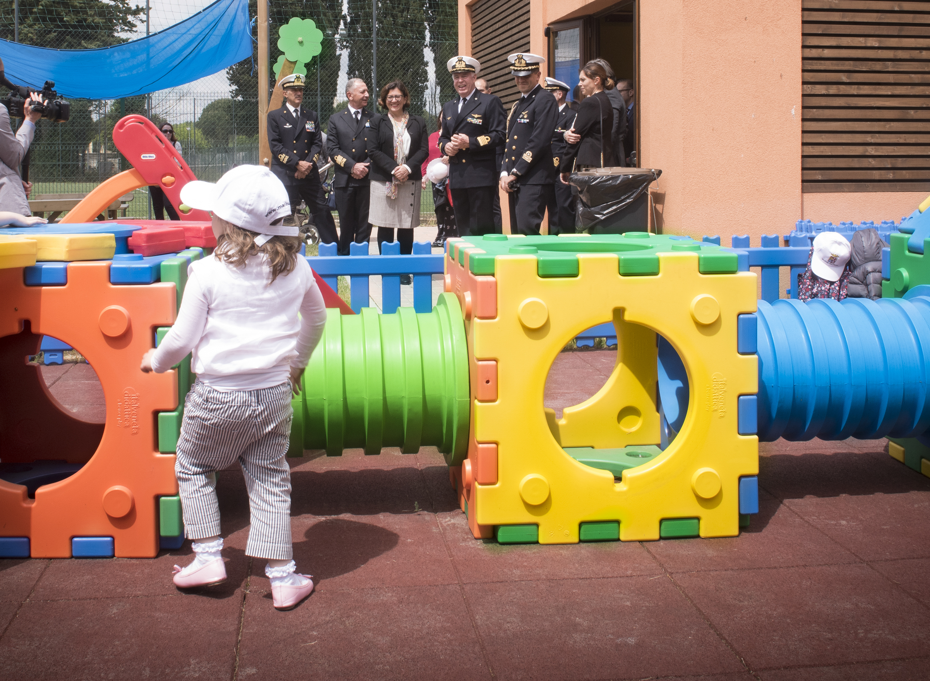 Marina Militare: inaugurato l’asilo nido Bimbi a bordo Marina Militare: inaugurato l’asilo nido Bimbi a bordo