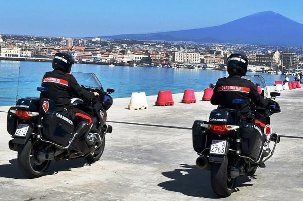 Arma dei Carabinieri: servizi e suggerimenti per una vacanza sicura Arma dei Carabinieri: servizi e suggerimenti per una vacanza sicura