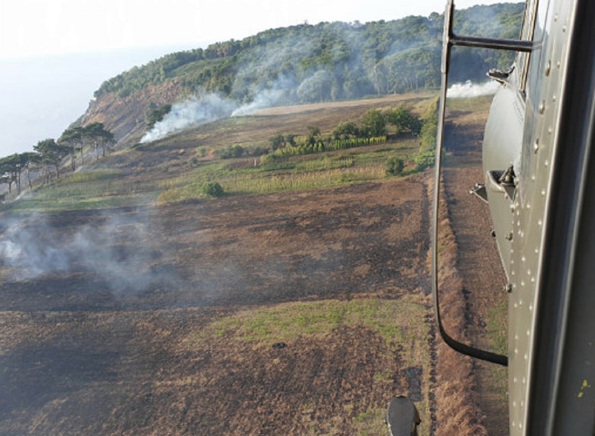 Lotta agli incendi: continua l'impiego delle Forze Armate in Calabria e Sicilia Lotta agli incendi: continua l'impiego delle Forze Armate in Calabria e Sicilia