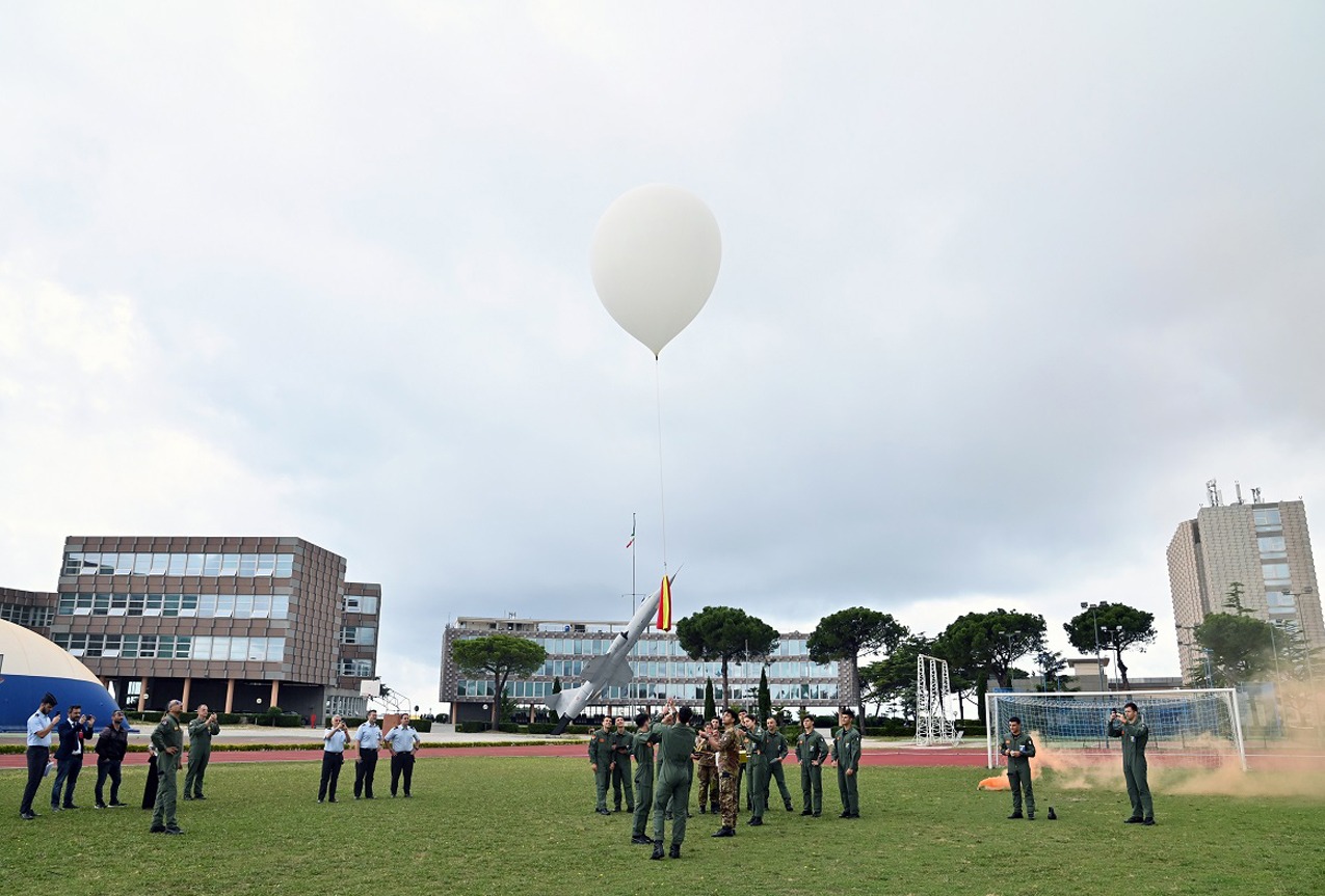 Aeronautica: concluso l’esperimento scientifico progettato nel nuovo Laboratorio di Sistemi Spaziali dell’Accademia Aeronautica