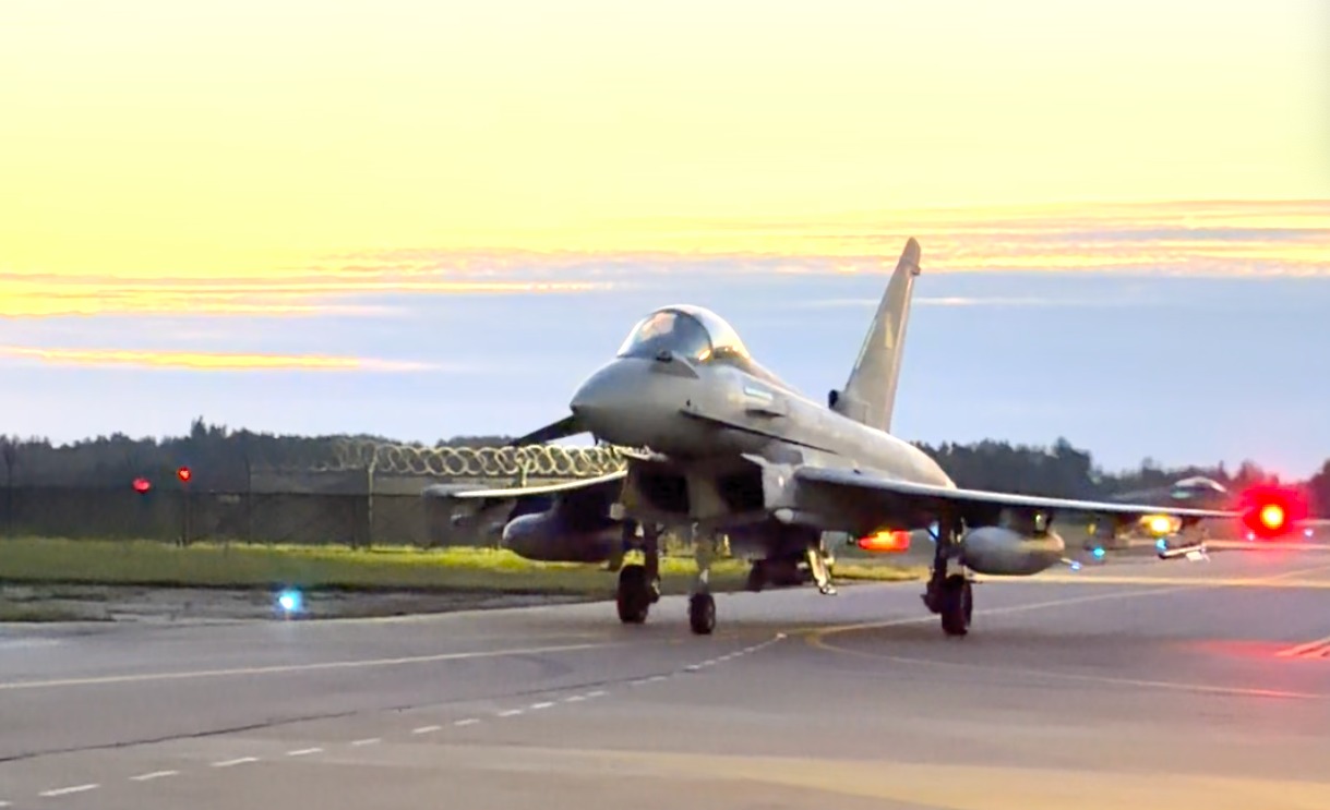 Scramble en Lettonie : des Eurofighter italiens abattent un aéronef sans pilote
