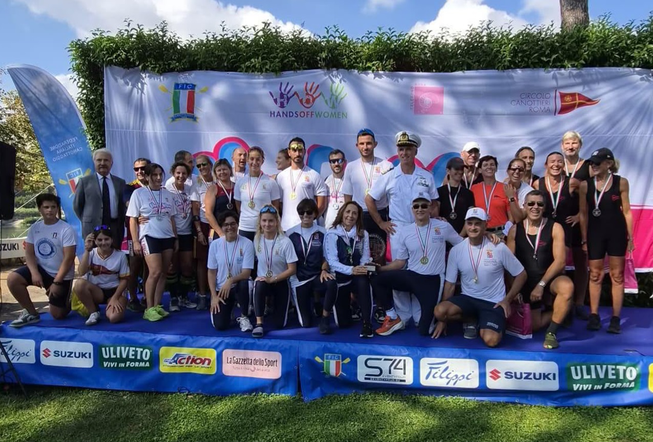 Il Sottosegretario Rauti alla regata ‘Via le mani’: “la Difesa e il canottaggio sono dalla parte delle donne”