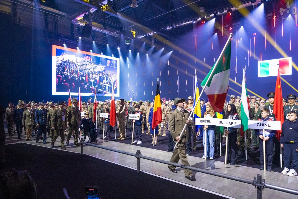 DIFESA: con la “cerimonia di apertura” iniziano ufficialmente i Giochi Mondiali Militari Invernali in Svizzera DIFESA: con la “cerimonia di apertura” iniziano ufficialmente i Giochi Mondiali Militari Invernali in Svizzera