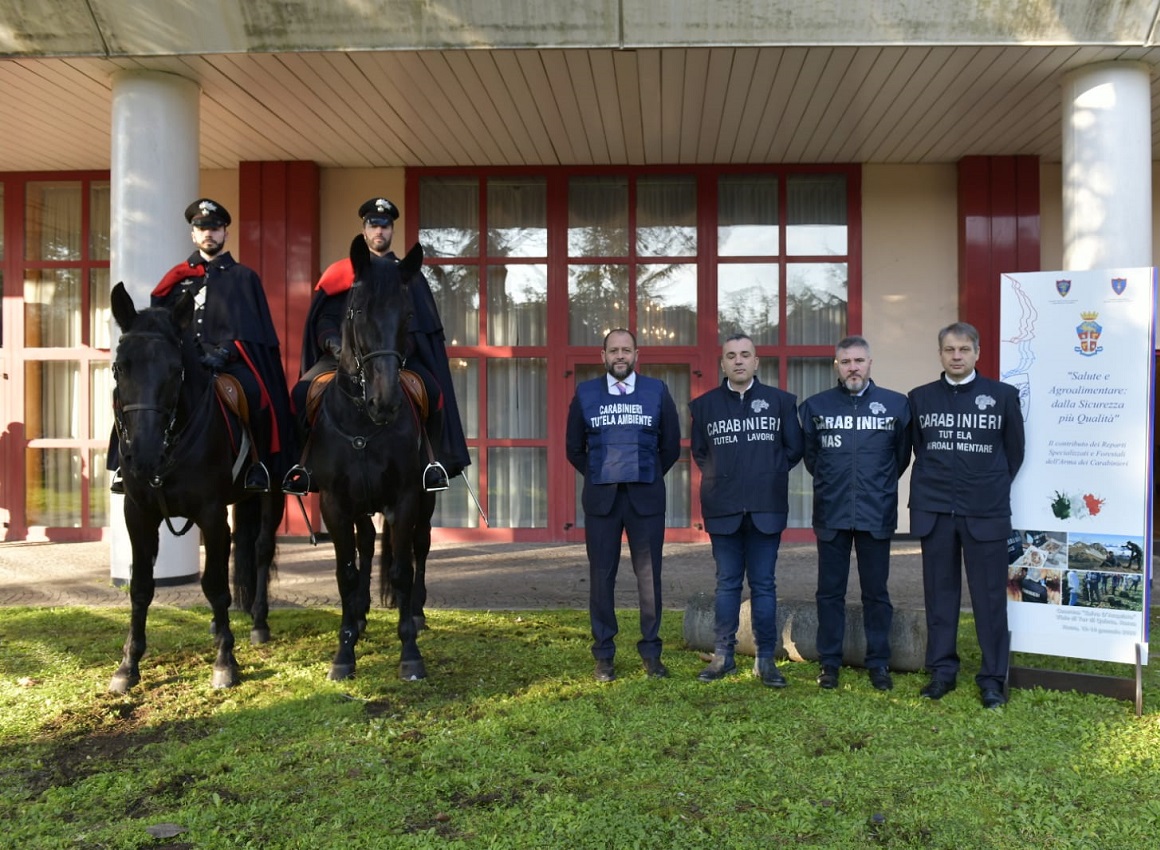 Carabinieri al convegno “Salute e Agroalimentare: dalla sicurezza più qualità”
Carabinieri al convegno “Salute e Agroalimentare: dalla sicurezza più qualità”